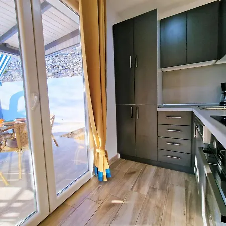Nyaraló House Boost With Heated Pool
