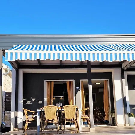 度假居 House Boost With Heated Pool *