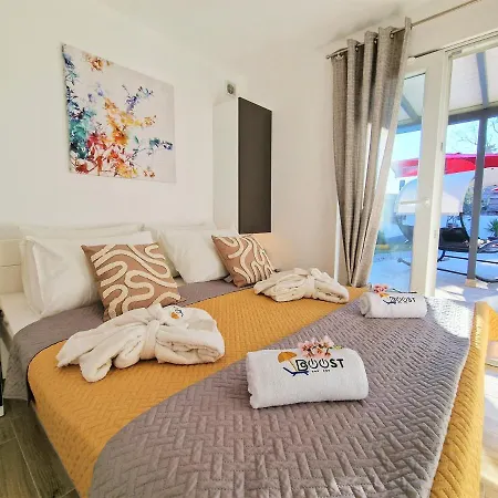 Holiday home House Boost With Heated Pool Klis