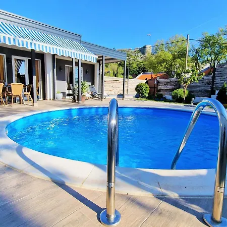 Holiday home House Boost With Heated Pool