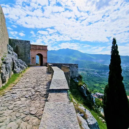 Nyaraló House Boost With Heated Pool *